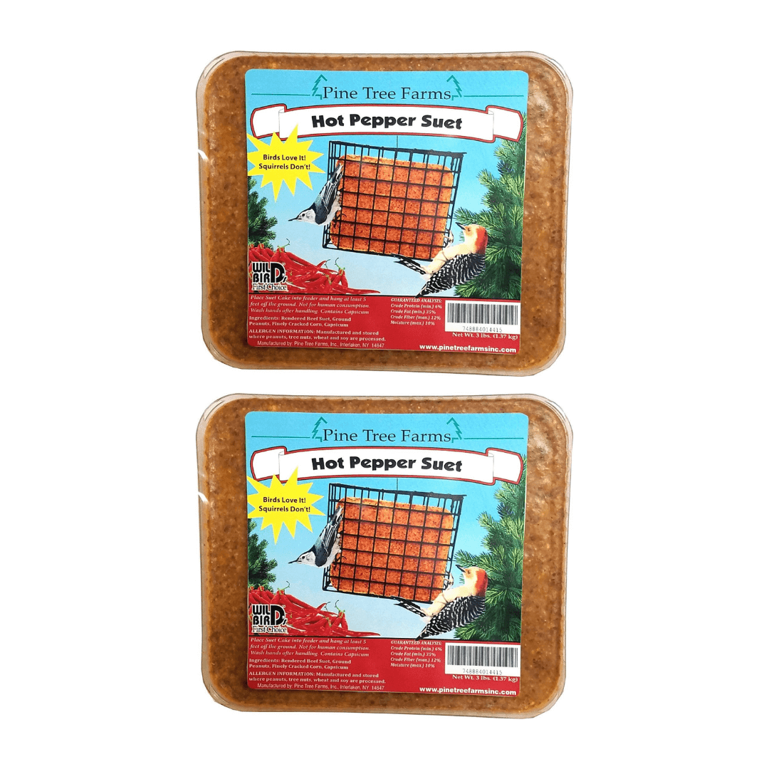 Pine Tree 1441 Hot Pepper Suet Cake, 3-pound pack, designed to attract birds and deter squirrels.