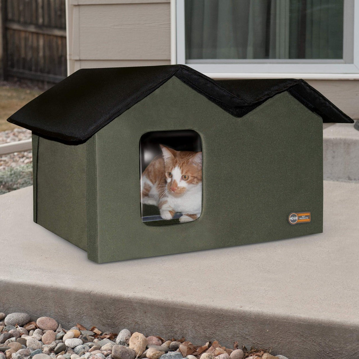 Outdoor Heated Kitty House Extra Wide Olive/Black with cat inside, K&H 3973, keeping cats safe and warm, waterproof structure