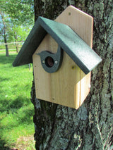 JCS Wildlife Post Mount Cedar Wren House w Poly Roof & Birdhouse Predator Guard Portal