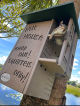 JCS  Wildlife Ultimate Squirrel House Nesting Box